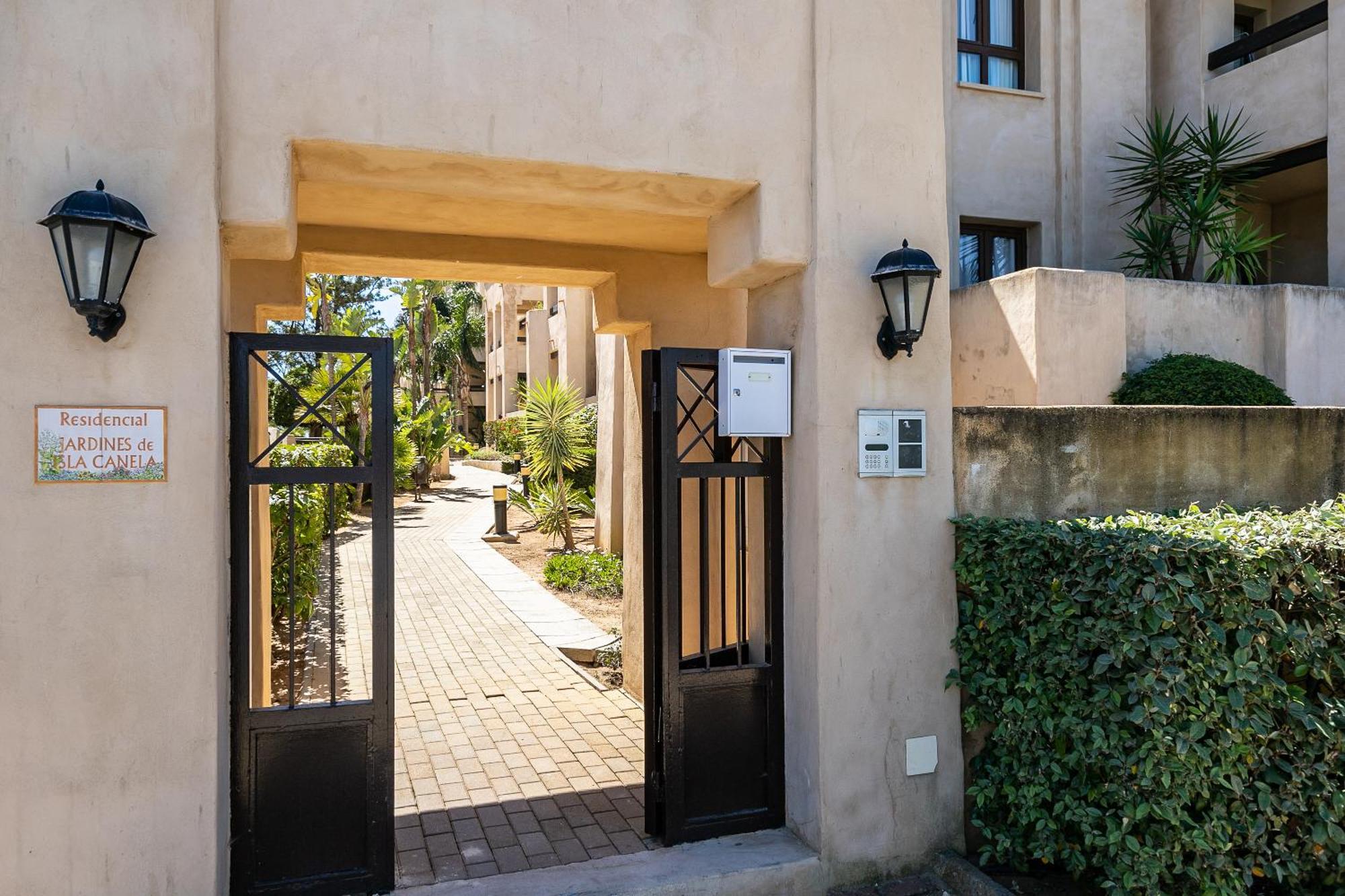Apartment Jardines De Isla Canela, Planta Baja. *